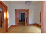 324 Oak St - Photo 15
