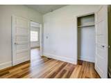 10 Fremont Ave - Photo 11