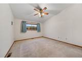 813 8th Ave - Photo 12