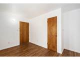 1009 Mchugh St - Photo 17