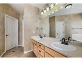 1934 Rannoch Dr - Photo 18