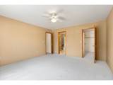 1235 Honeysuckle Ct - Photo 14