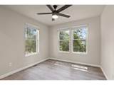 805 30th St - Photo 8