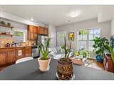 625 Peterson St - Photo 7