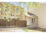 2106 Meadow Ct - Photo 4