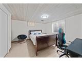 605 6th St - Photo 17