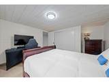 605 6th St - Photo 18