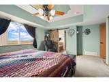 953 Greeley Ave - Photo 12