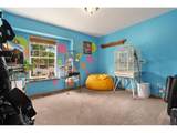 953 Greeley Ave - Photo 15