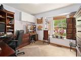 953 Greeley Ave - Photo 16