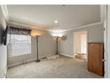 16413 Higgins Ave - Photo 16