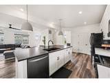 3901 Windwood Dr - Photo 16