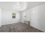 2322 9th St - Photo 4