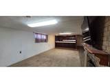1407 Adams Cir - Photo 14