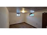 1407 Adams Cir - Photo 16