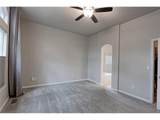 1677 Metropolitan Dr - Photo 12