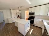 425 Dillingham Ave - Photo 2