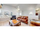 109 Taryn Ct - Photo 3