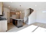 533 10th St - Photo 11