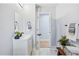 2767 Bryant St - Photo 23
