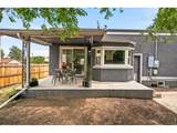 2767 Bryant St - Photo 32