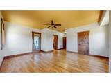 261 Solomon Dr - Photo 8