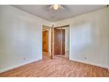 1415 Douglas Ave - Photo 15