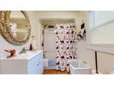 321 Jefferson St - Photo 15