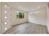 525 10th St - Photo 3