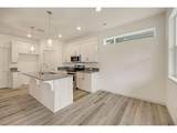 525 10th St - Photo 4