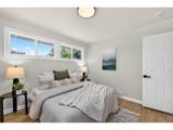 835 Lansing St - Photo 18