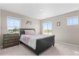 1661 Vantage Pkwy - Photo 33