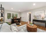 1204 Parkwood Dr - Photo 8