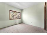 402 Broken Fence Rd - Photo 18