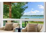 2521 Lake Dr - Photo 19