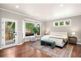 2521 Lake Dr - Photo 22