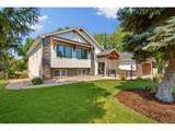 2521 Lake Dr - Photo 3