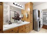 2521 Lake Dr - Photo 35