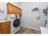 8258 Spinnaker Bay Dr - Photo 23