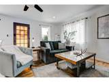 525 9th St - Photo 8