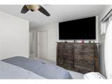 11209 Holly St - Photo 16