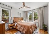 1095 Carr St - Photo 13