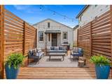 1095 Carr St - Photo 25