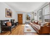 1095 Carr St - Photo 7