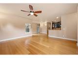 2202 Cocklebur Ln - Photo 2