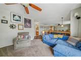 2421 Plum St - Photo 3
