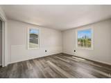 2319 Bismarck Ave - Photo 15