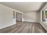 2319 Bismarck Ave - Photo 3