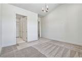 2978 Fleet Dr - Photo 10