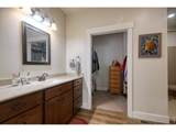 352 Howell Ave - Photo 17